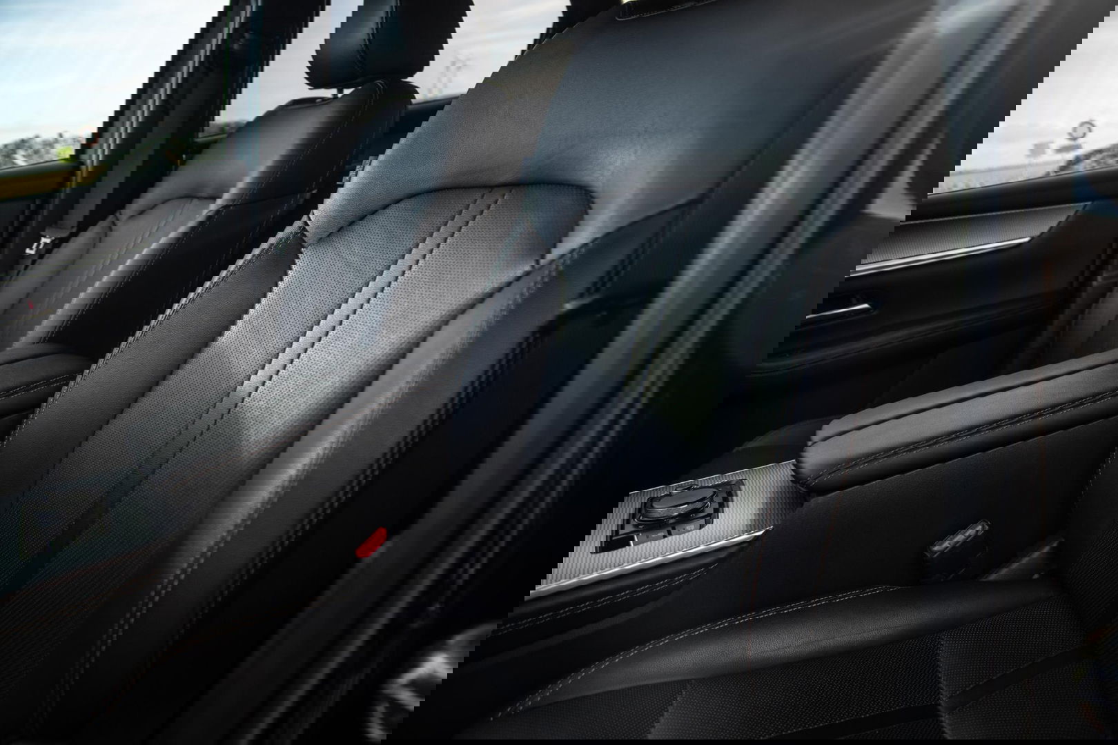 Mazda CX-60 2.5 e-SkyActiv PHEV Homura 360 CAMERA / STOELVERWARMING + KOELING / CARPLAY / ADAPTIVE CRUISE