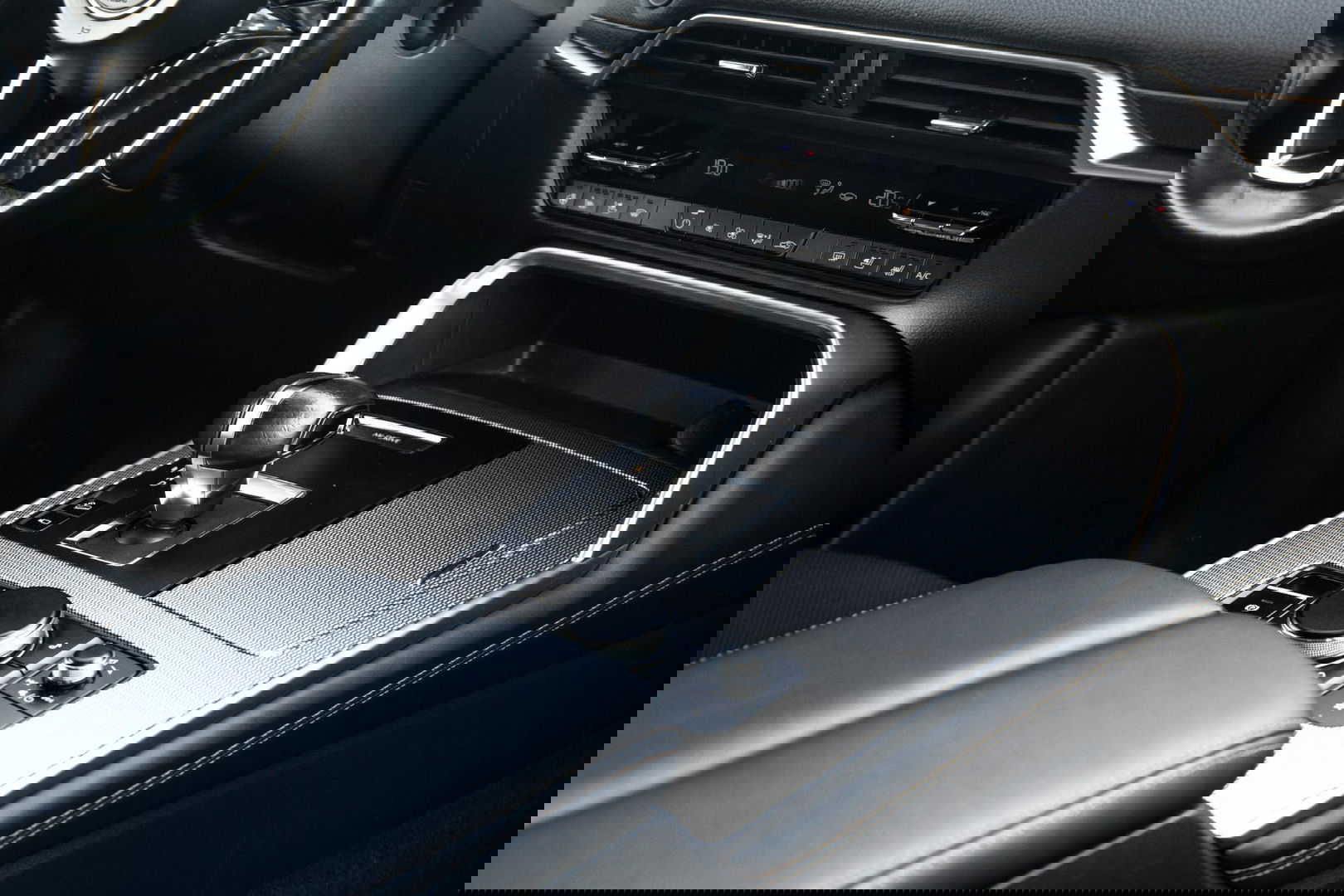 Mazda CX-60 2.5 e-SkyActiv PHEV Homura 360 CAMERA / STOELVERWARMING + KOELING / CARPLAY / ADAPTIVE CRUISE