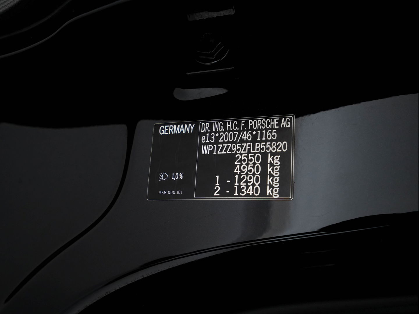 Porsche Macan 3.0 S Aut. *PANO | LEATHER | XENON | SPORT-CHRONO-PACK | MEMORY-PACK | BOSE-SOUND | AIR-SUSPENSION | HEATED-COMFORTSEATS | CAMERA | NAVI-FULLMAP | PRIVACY-GLASS | SHIFT-PADDLES | 21''ALU*