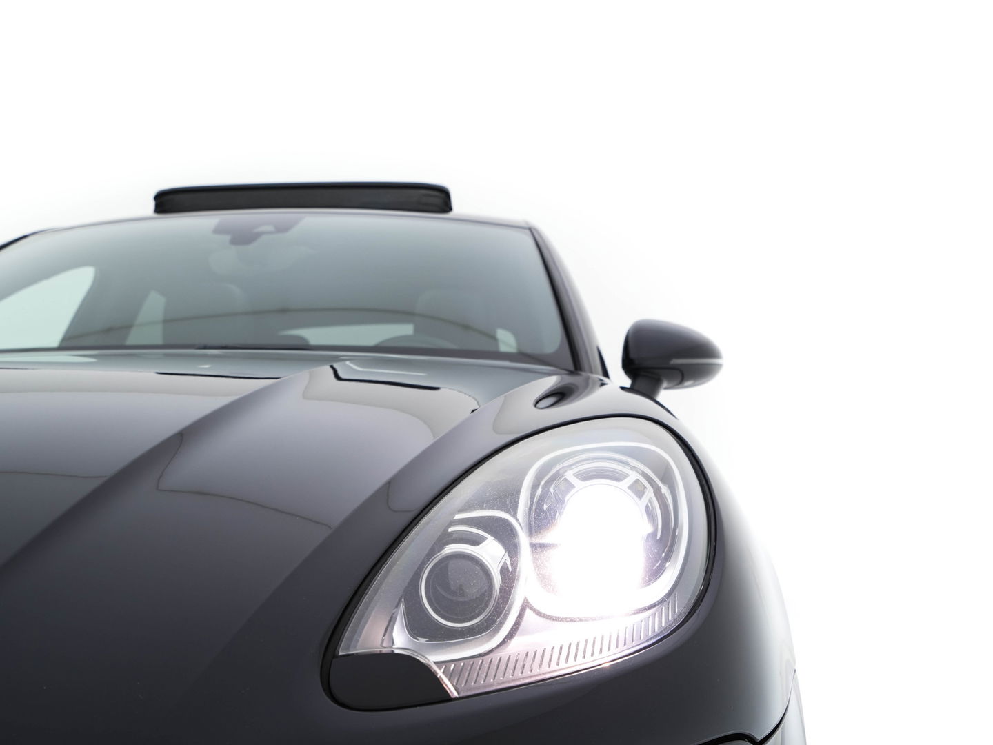 Porsche Macan 3.0 S Aut. *PANO | LEATHER | XENON | SPORT-CHRONO-PACK | MEMORY-PACK | BOSE-SOUND | AIR-SUSPENSION | HEATED-COMFORTSEATS | CAMERA | NAVI-FULLMAP | PRIVACY-GLASS | SHIFT-PADDLES | 21''ALU*