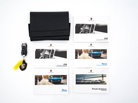 Porsche Macan 3.0 S Aut. *PANO | LEATHER | XENON | SPORT-CHRONO-PACK | MEMORY-PACK | BOSE-SOUND | AIR-SUSPENSION | HEATED-COMFORTSEATS | CAMERA | NAVI-FULLMAP | PRIVACY-GLASS | SHIFT-PADDLES | 21''ALU*