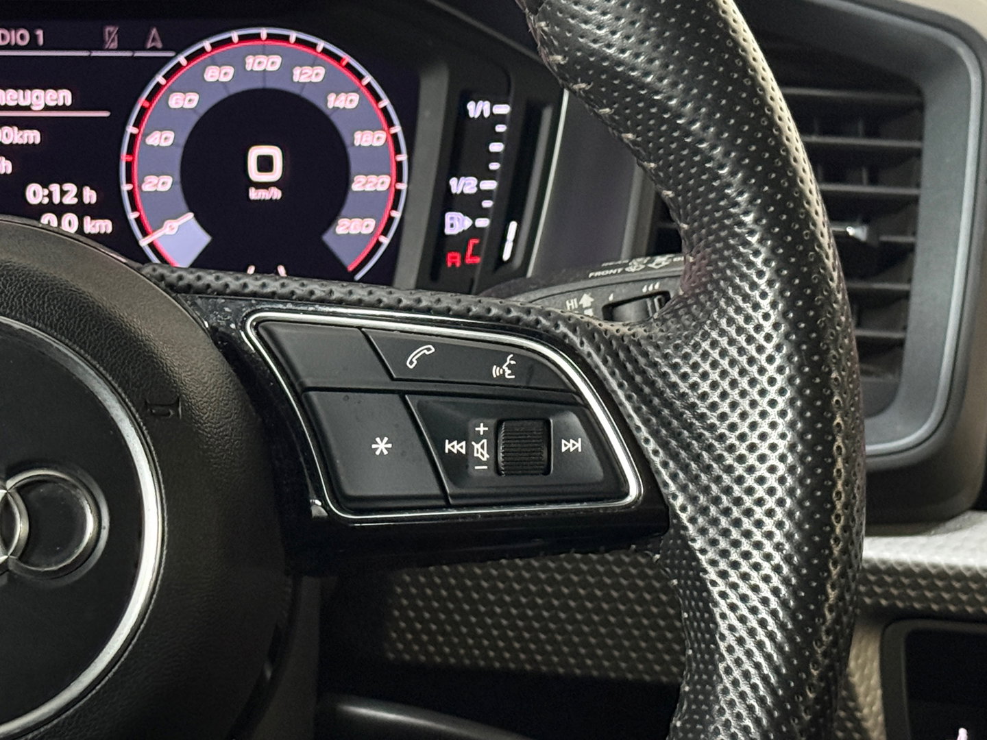 Audi A1 Sportback 35 TFSI S Line Pro Line S Automaat, Stoelverwarming