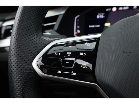 Volkswagen Arteon 1.4 TSI eHybrid R-Line Business | SOH 94.3% | Pano | Elek. Trekhaak | Memory | 360cam | Stoel- Stuurverw. | CarPlay