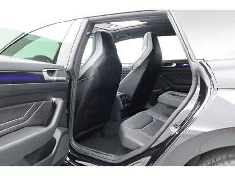 Volkswagen Arteon 1.4 TSI eHybrid R-Line Business | SOH 94.3% | Pano | Elek. Trekhaak | Memory | 360cam | Stoel- Stuurverw. | CarPlay