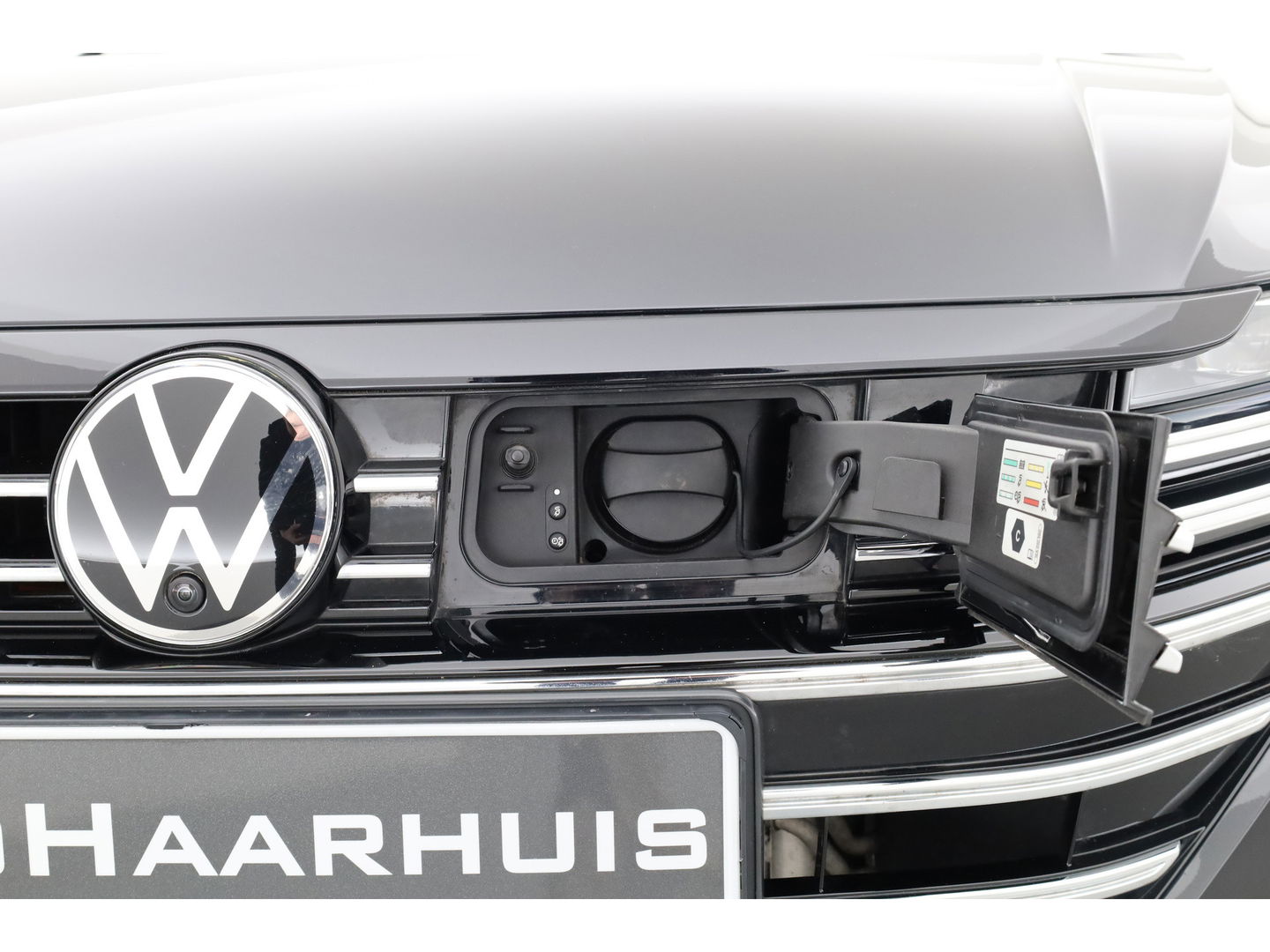 Volkswagen Arteon 1.4 TSI eHybrid R-Line Business | SOH 94.3% | Pano | Elek. Trekhaak | Memory | 360cam | Stoel- Stuurverw. | CarPlay