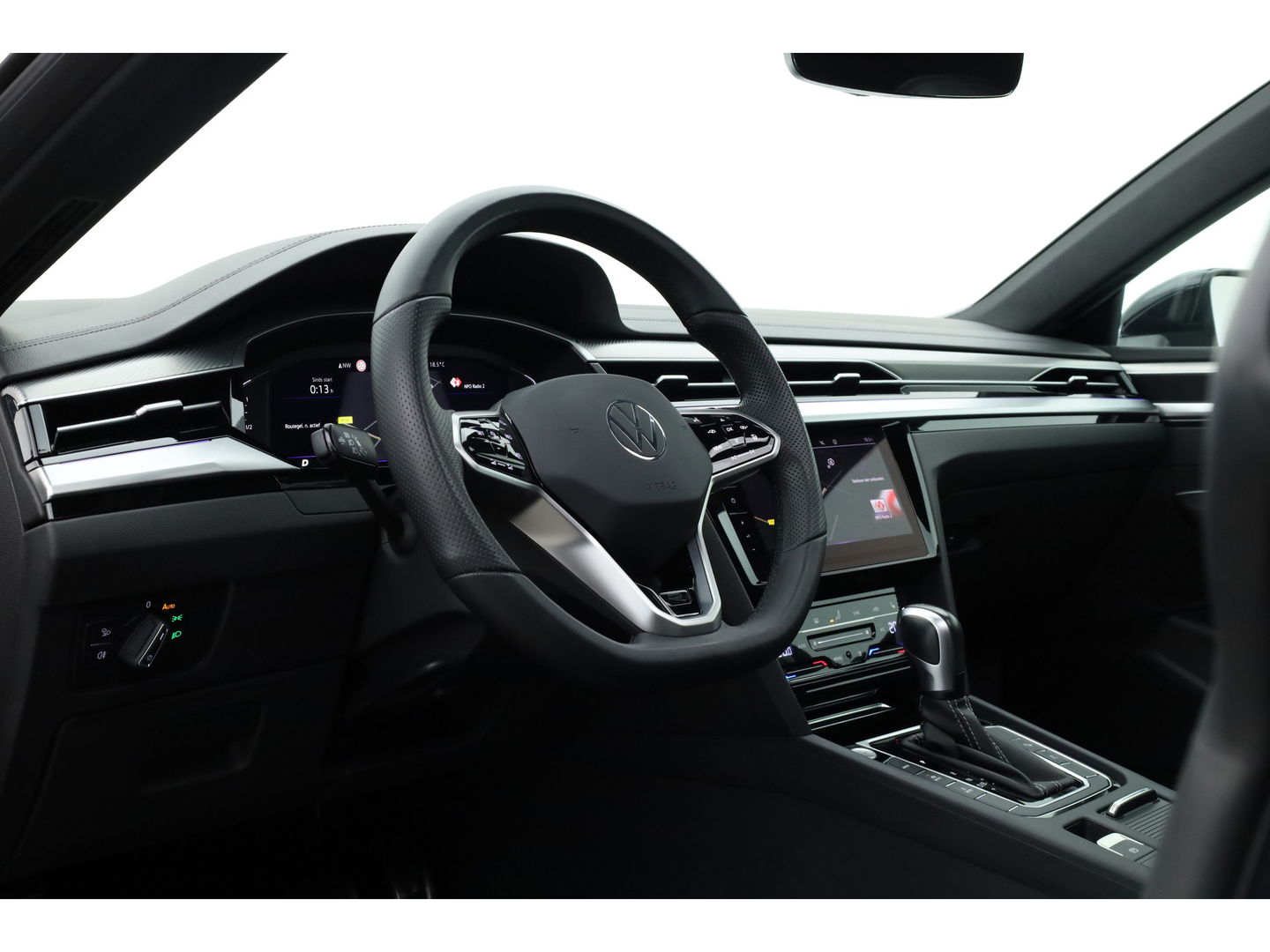 Volkswagen Arteon 1.4 TSI eHybrid R-Line Business | SOH 94.3% | Pano | Elek. Trekhaak | Memory | 360cam | Stoel- Stuurverw. | CarPlay