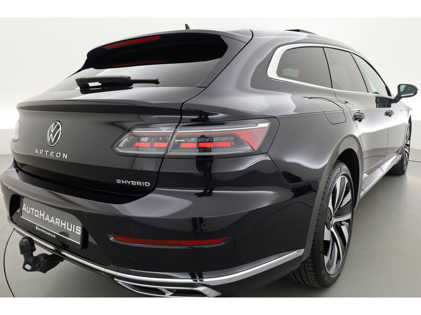Volkswagen Arteon 1.4 TSI eHybrid R-Line Business | SOH 94.3% | Pano | Elek. Trekhaak | Memory | 360cam | Stoel- Stuurverw. | CarPlay