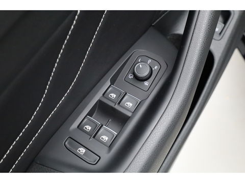 Volkswagen Arteon 1.4 TSI eHybrid R-Line Business | SOH 94.3% | Pano | Elek. Trekhaak | Memory | 360cam | Stoel- Stuurverw. | CarPlay