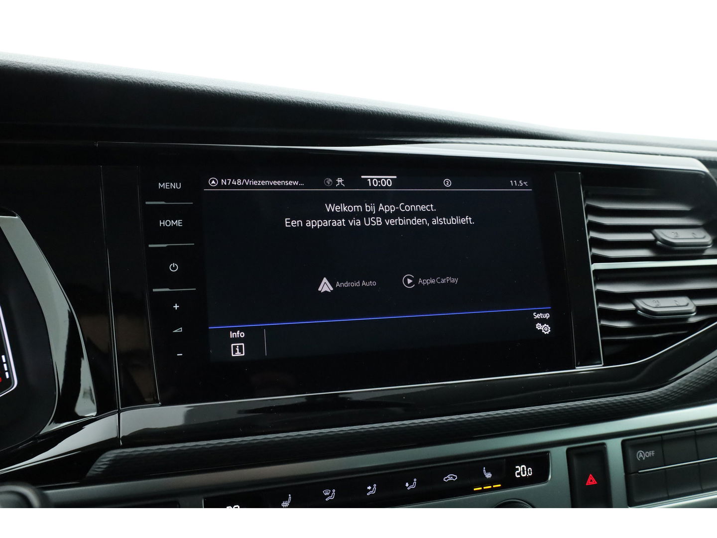 Volkswagen Transporter 2.0 TDI L2H1 32 DC Comfortline | Trekhaak | Adapt. Cruise | Camera | Apple CarPlay & Android auto | Leder | DAB