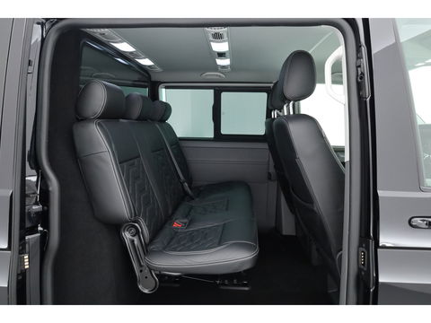 Volkswagen Transporter 2.0 TDI L2H1 32 DC Comfortline | Trekhaak | Adapt. Cruise | Camera | Apple CarPlay & Android auto | Leder | DAB