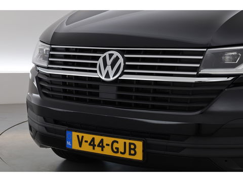 Volkswagen Transporter 2.0 TDI L2H1 32 DC Comfortline | Trekhaak | Adapt. Cruise | Camera | Apple CarPlay & Android auto | Leder | DAB