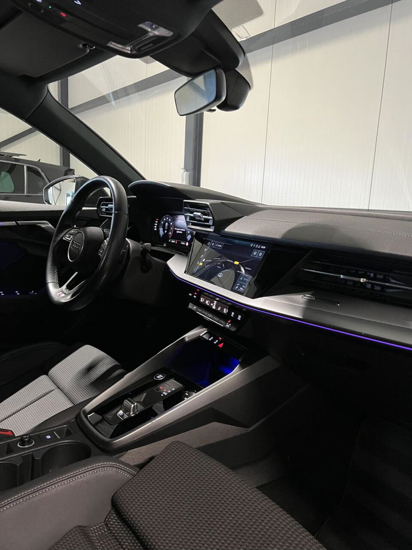 Audi A3 Limousine 35 TFSI edition one S-line Virtual Sfeer