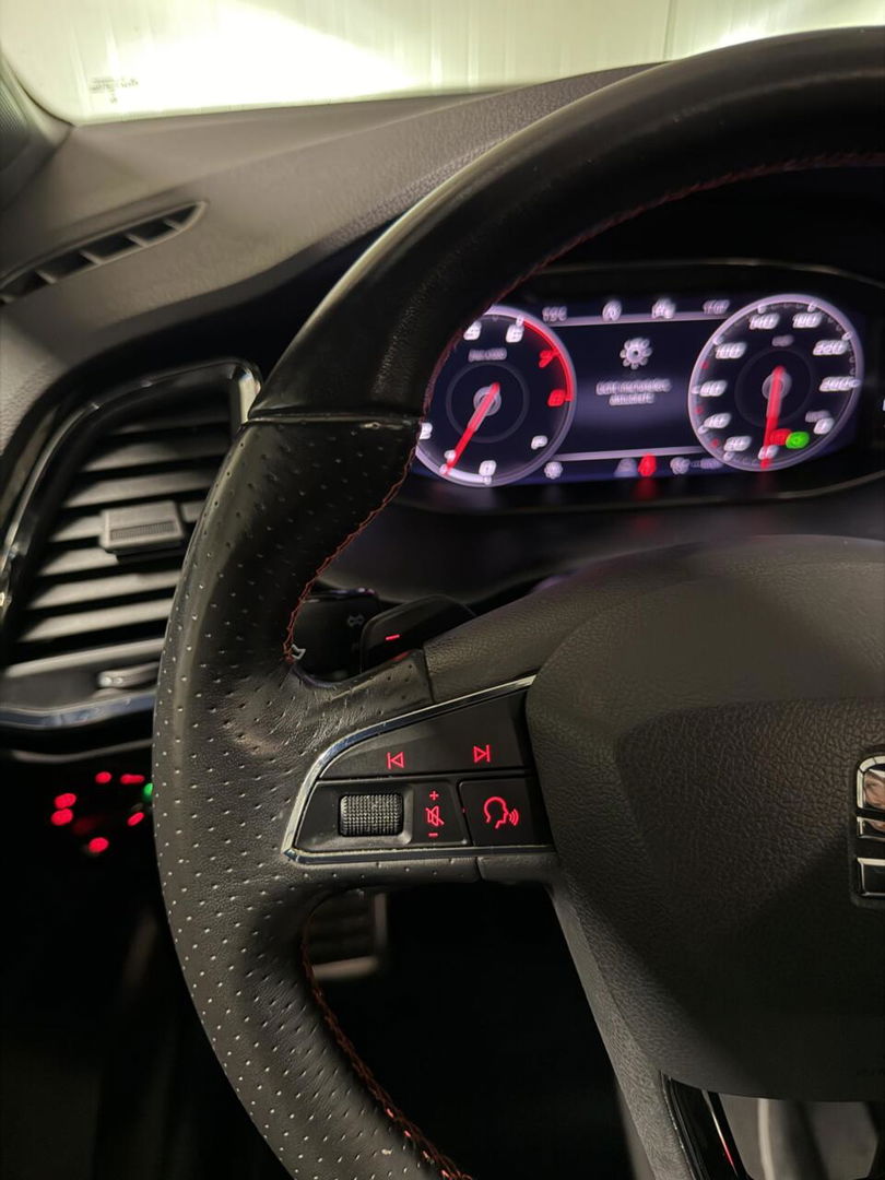 SEAT Ateca 1.5 TSI FR 150PK Pano Virtual Leer Trekhaak Sfeer