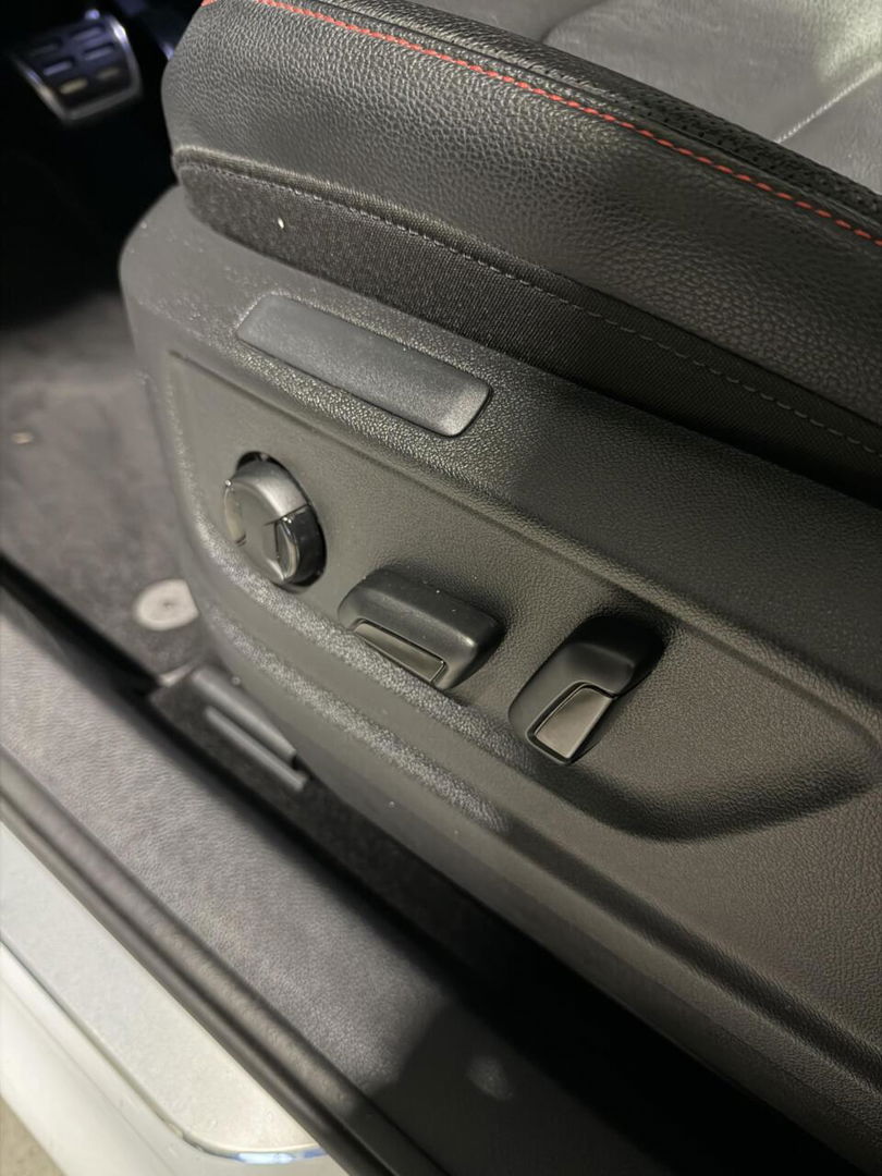 SEAT Ateca 1.5 TSI FR 150PK Pano Virtual Leer Trekhaak Sfeer