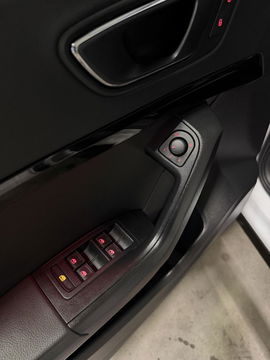 SEAT Ateca 1.5 TSI FR 150PK Pano Virtual Leer Trekhaak Sfeer