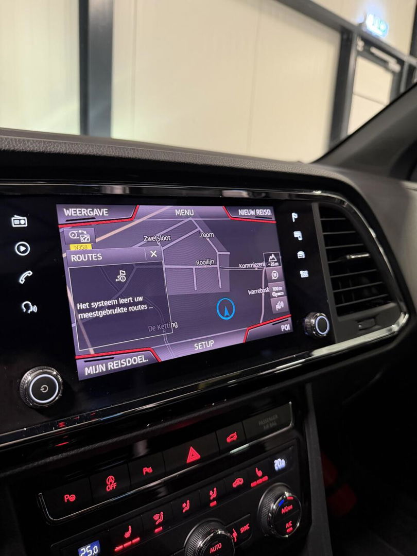 SEAT Ateca 1.5 TSI FR 150PK Pano Virtual Leer Trekhaak Sfeer