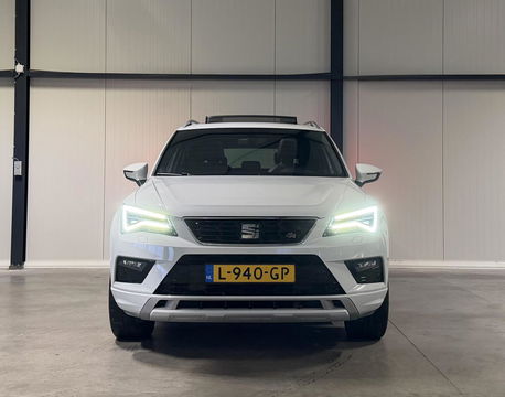 SEAT Ateca 1.5 TSI FR 150PK Pano Virtual Leer Trekhaak Sfeer