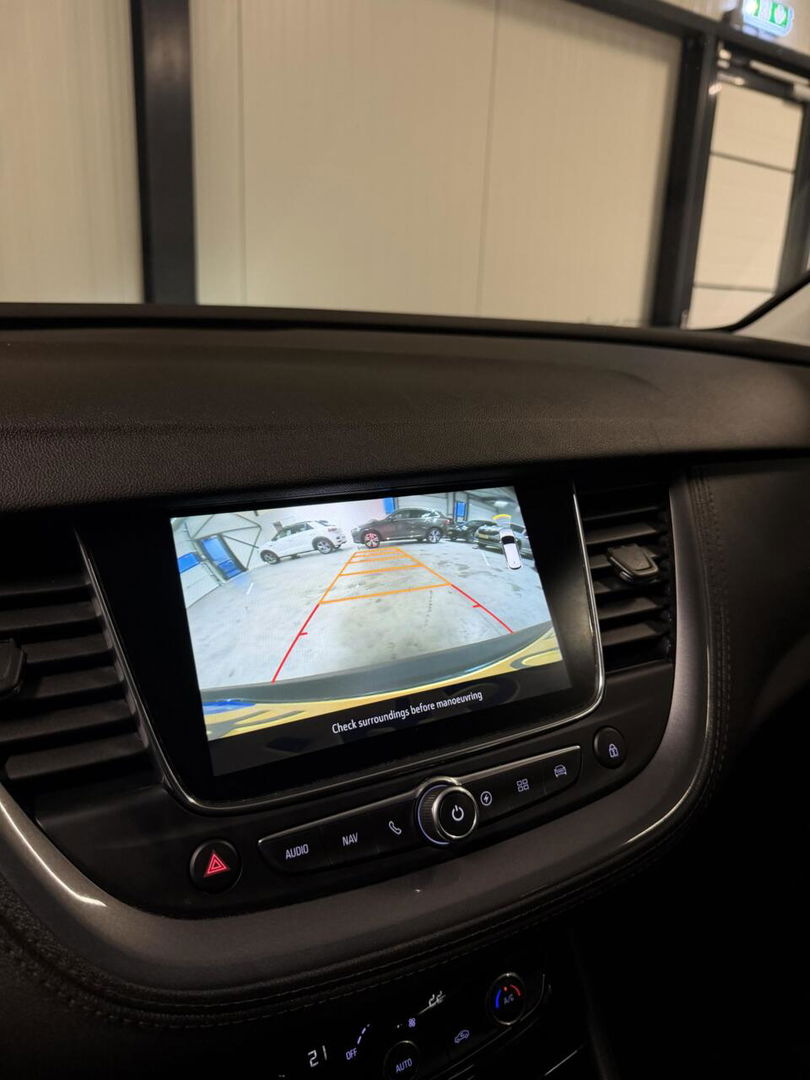 Opel Grandland X 1.6 Turbo Hybrid Elegance Carplay Camera