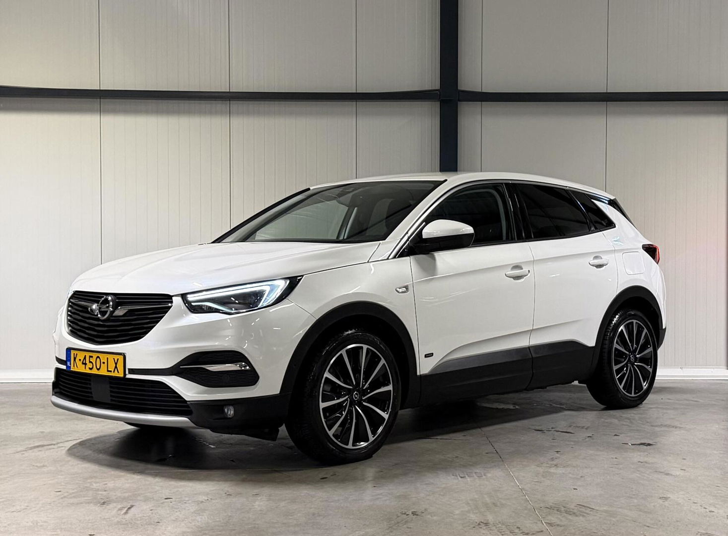 Opel Grandland X 1.6 Turbo Hybrid Elegance Carplay Camera