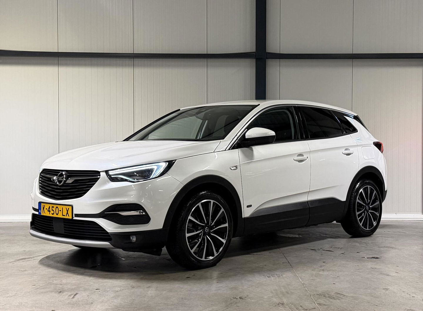 Opel Grandland X 1.6 Turbo Hybrid Elegance Carplay Camera