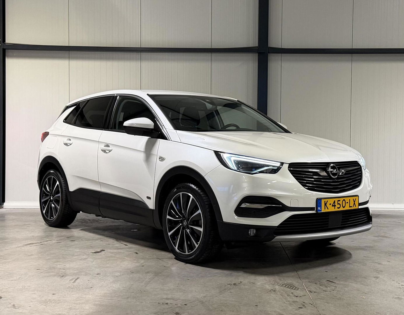 Opel Grandland X 1.6 Turbo Hybrid Elegance Carplay Camera