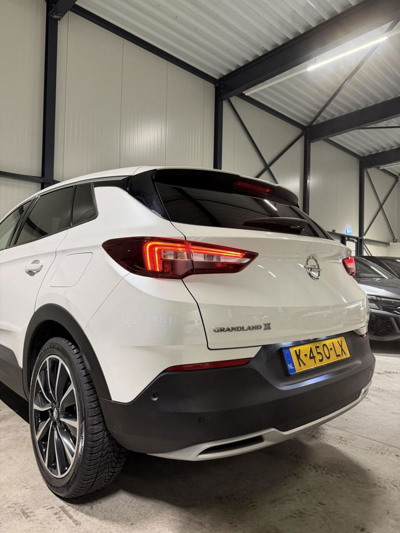 Opel Grandland X 1.6 Turbo Hybrid Elegance Carplay Camera
