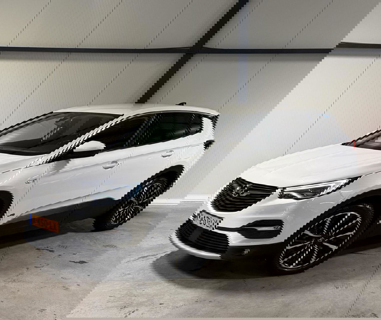 Opel Grandland X 1.6 Turbo Hybrid Elegance Carplay Camera