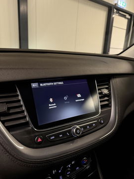 Opel Grandland X 1.6 Turbo Hybrid Elegance Carplay Camera