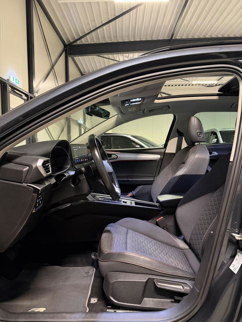 SEAT Leon Sportstourer Seat Leon 1.4 TSI FR eHybrid PHEV Pano Virtual Trekhaak
