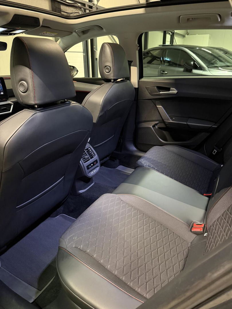 SEAT Leon Sportstourer Seat Leon 1.4 TSI FR eHybrid PHEV Pano Virtual Trekhaak