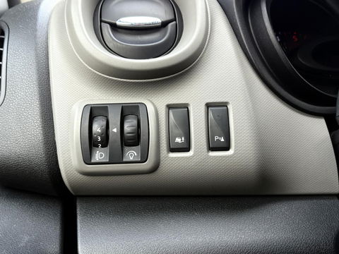 Renault Trafic 1.6 dCi 120pk Edition T29 L2H1 DC | Marge | 6-persoons | Dubbel cabine | Navigatie |