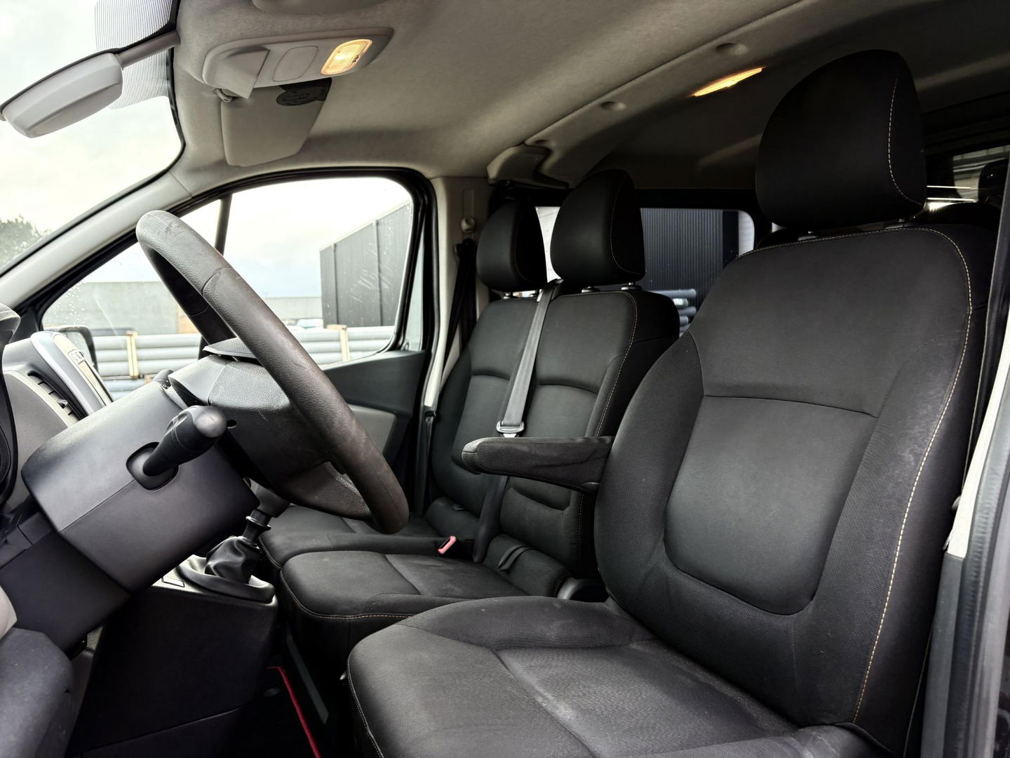 Renault Trafic 1.6 dCi 120pk Edition T29 L2H1 DC | Marge | 6-persoons | Dubbel cabine | Navigatie |