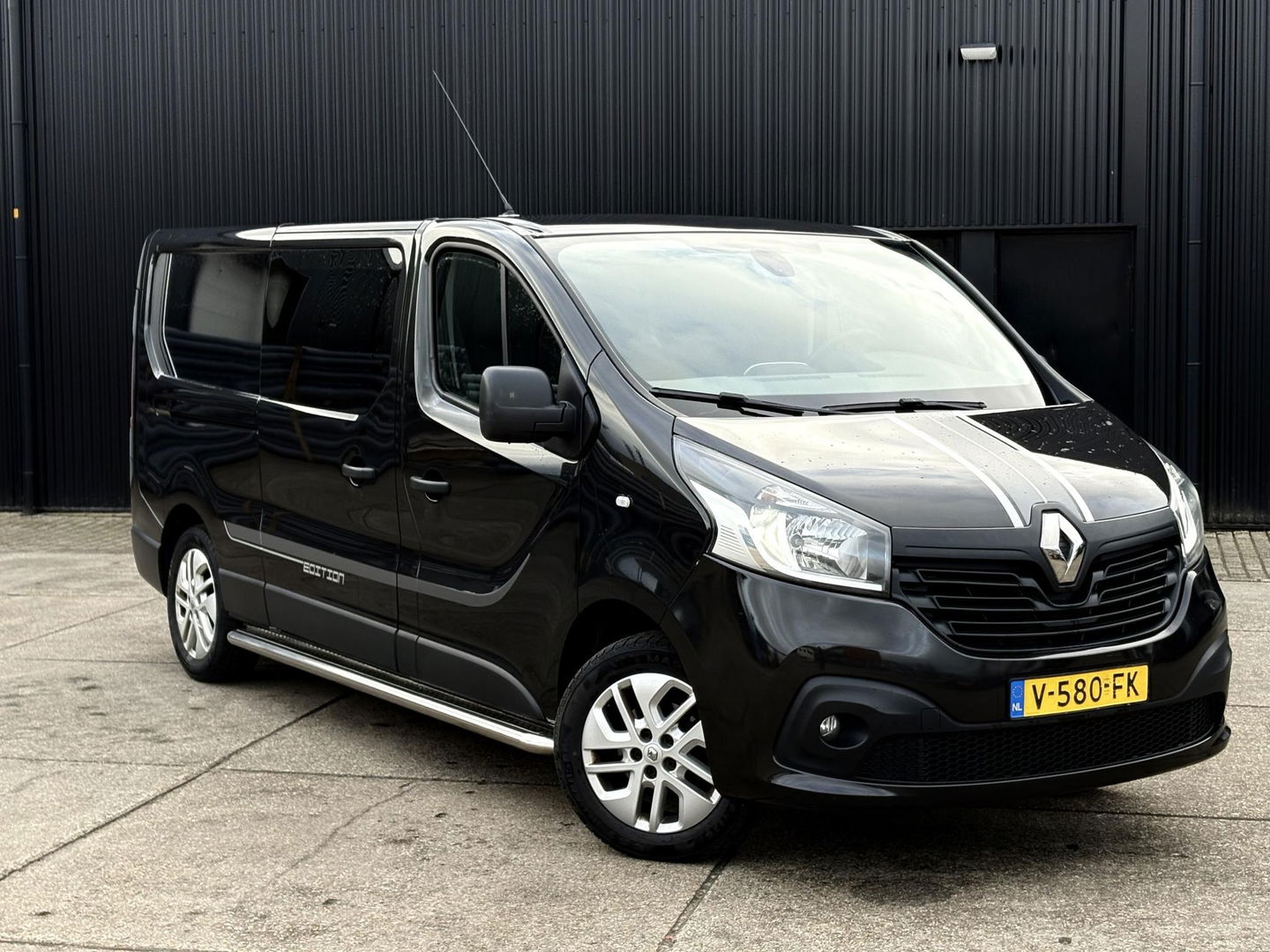 Renault Trafic 1.6 dCi 120pk Edition T29 L2H1 DC | Marge | 6-persoons | Dubbel cabine | Navigatie |