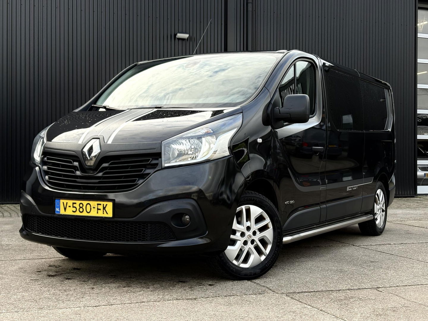 Renault Trafic 1.6 dCi 120pk Edition T29 L2H1 DC | Marge | 6-persoons | Dubbel cabine | Navigatie |