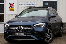 Mercedes-Benz GLA - 250 e AMG Line*Perfect Onderh.*Elek. Trekhaak/Pano/ACC/HUD/Leder/Stoelverw./Memorie/LED/DAB/Sfeer/Carbon/Dodehoek/Camera/VOL*