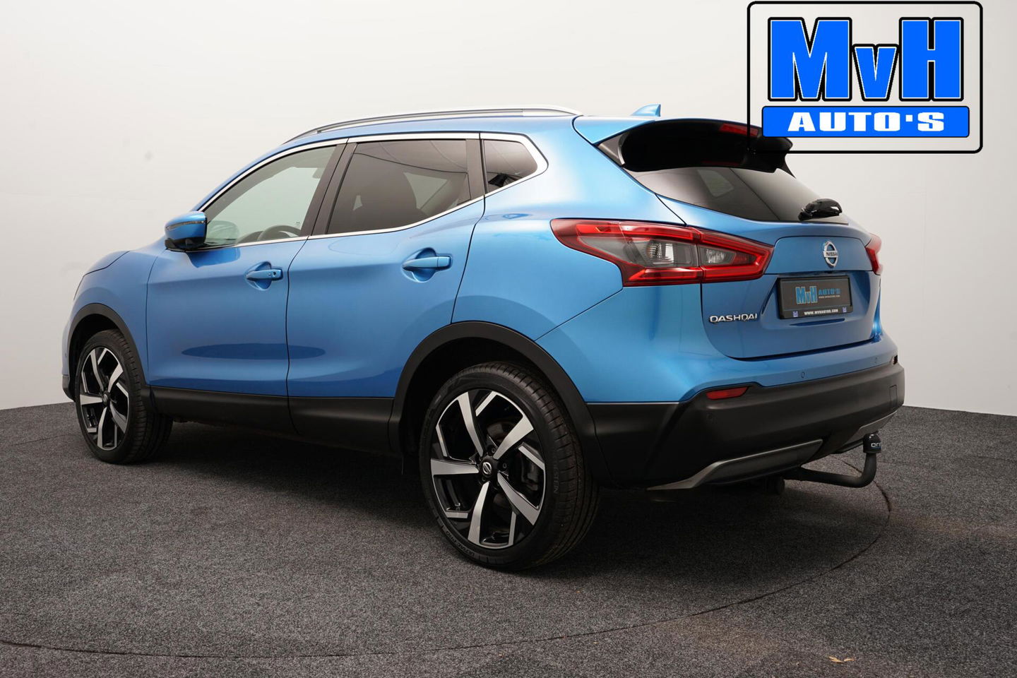 Nissan QASHQAI 1.3 DIG-T Tekna|PANO|TREKH|CAMERA|LED|LUXE!