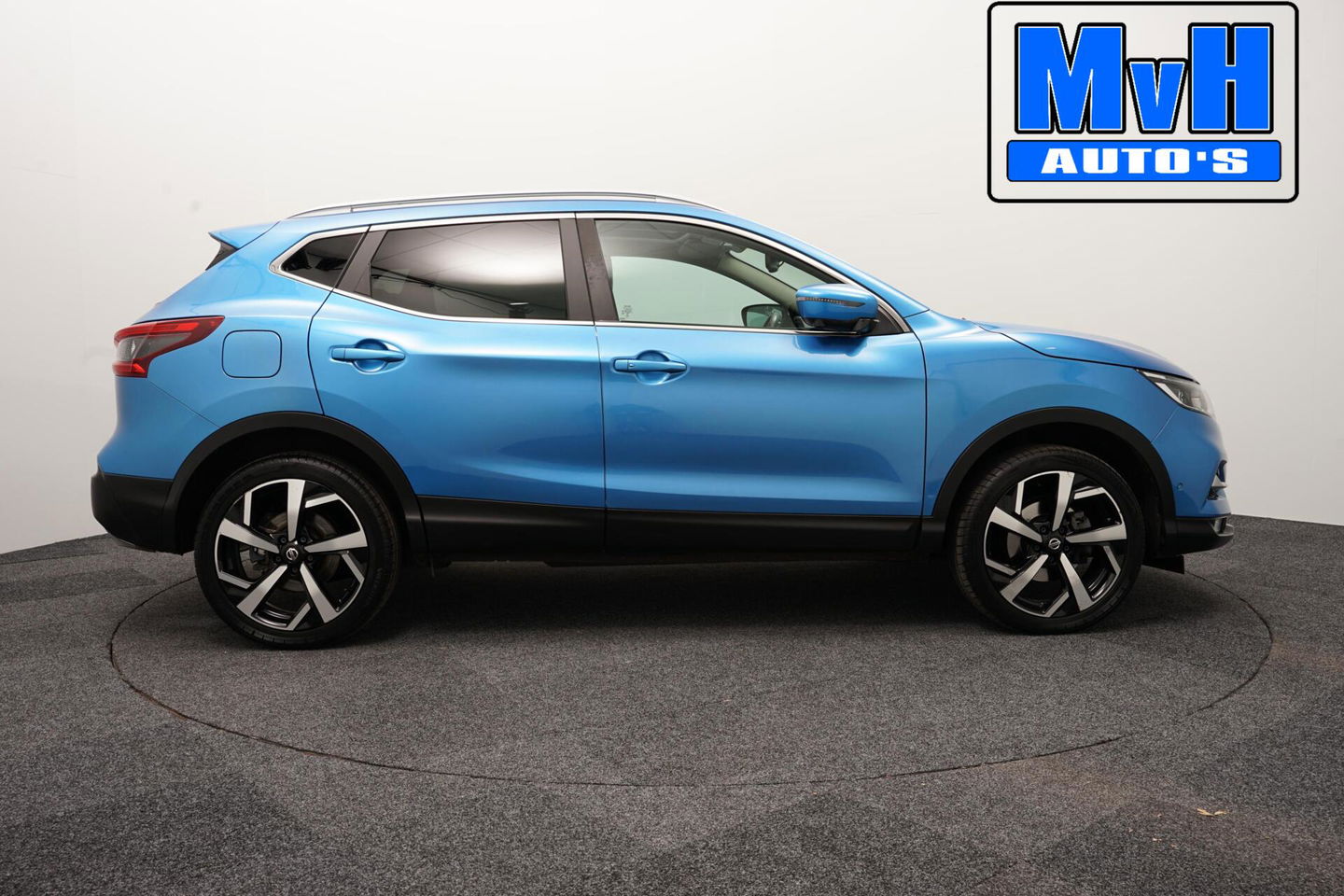 Nissan QASHQAI 1.3 DIG-T Tekna|PANO|TREKH|CAMERA|LED|LUXE!