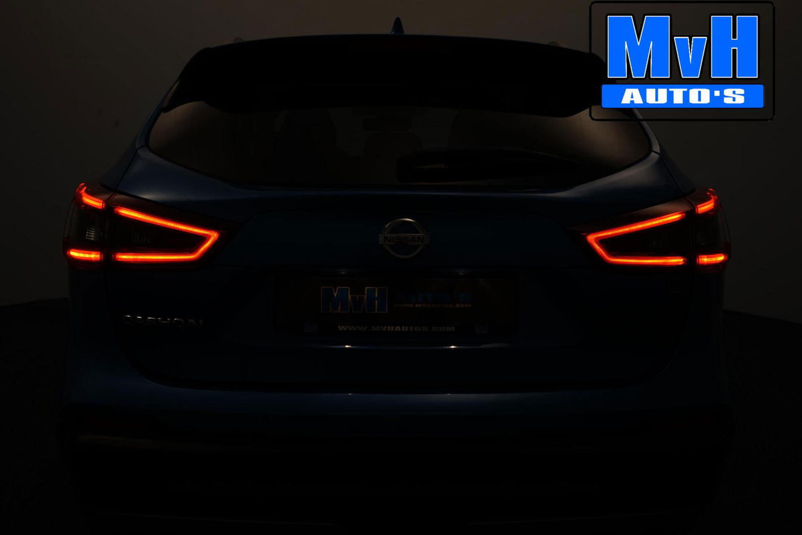 Nissan QASHQAI 1.3 DIG-T Tekna|PANO|TREKH|CAMERA|LED|LUXE!