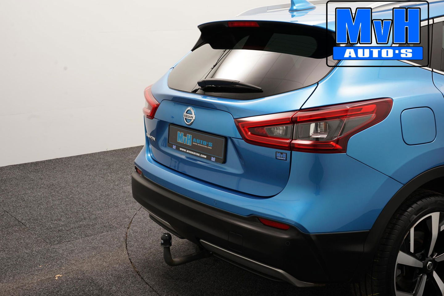 Nissan QASHQAI 1.3 DIG-T Tekna|PANO|TREKH|CAMERA|LED|LUXE!