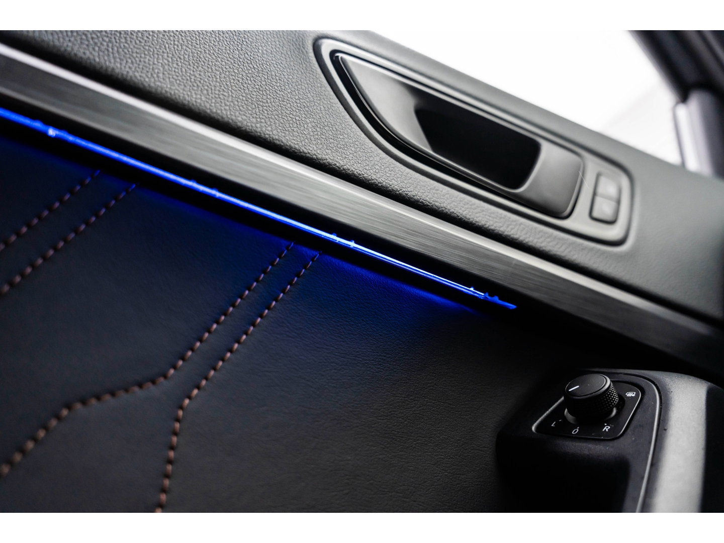 CUPRA Ateca 2.0 TSI 4DRIVE LIMITED PANO AKRA BREMBO BEATS