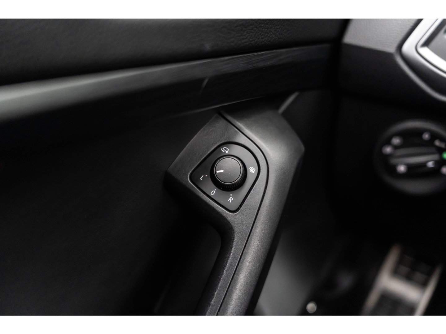 CUPRA Ateca 2.0 TSI 4DRIVE LIMITED PANO AKRA BREMBO BEATS