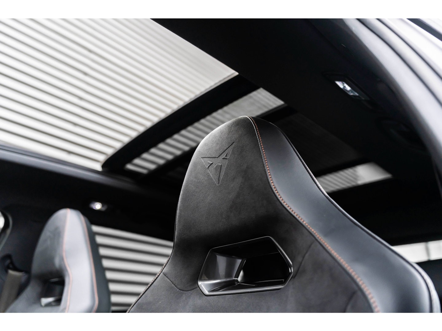 CUPRA Ateca 2.0 TSI 4DRIVE LIMITED PANO AKRA BREMBO BEATS