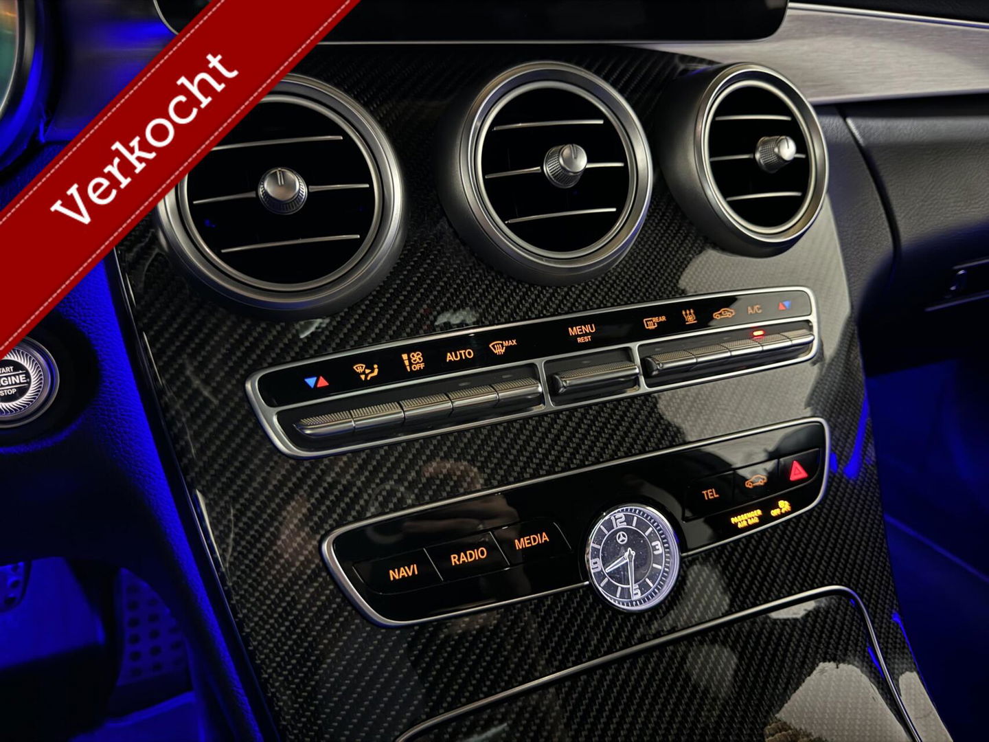 Mercedes-Benz C-Klasse 300e 4MATIC AMG Pano Burmester 360° Luchtvering