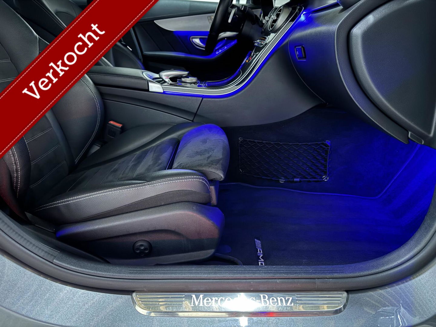 Mercedes-Benz C-Klasse 300e 4MATIC AMG Pano Burmester 360° Luchtvering
