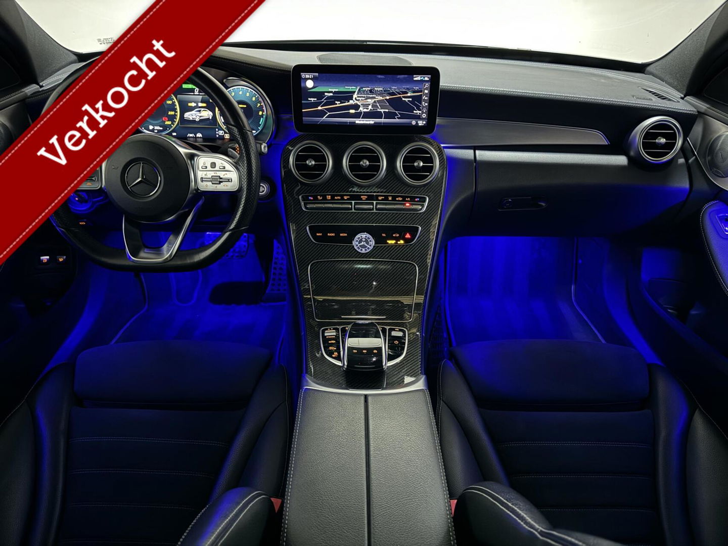 Mercedes-Benz C-Klasse 300e 4MATIC AMG Pano Burmester 360° Luchtvering