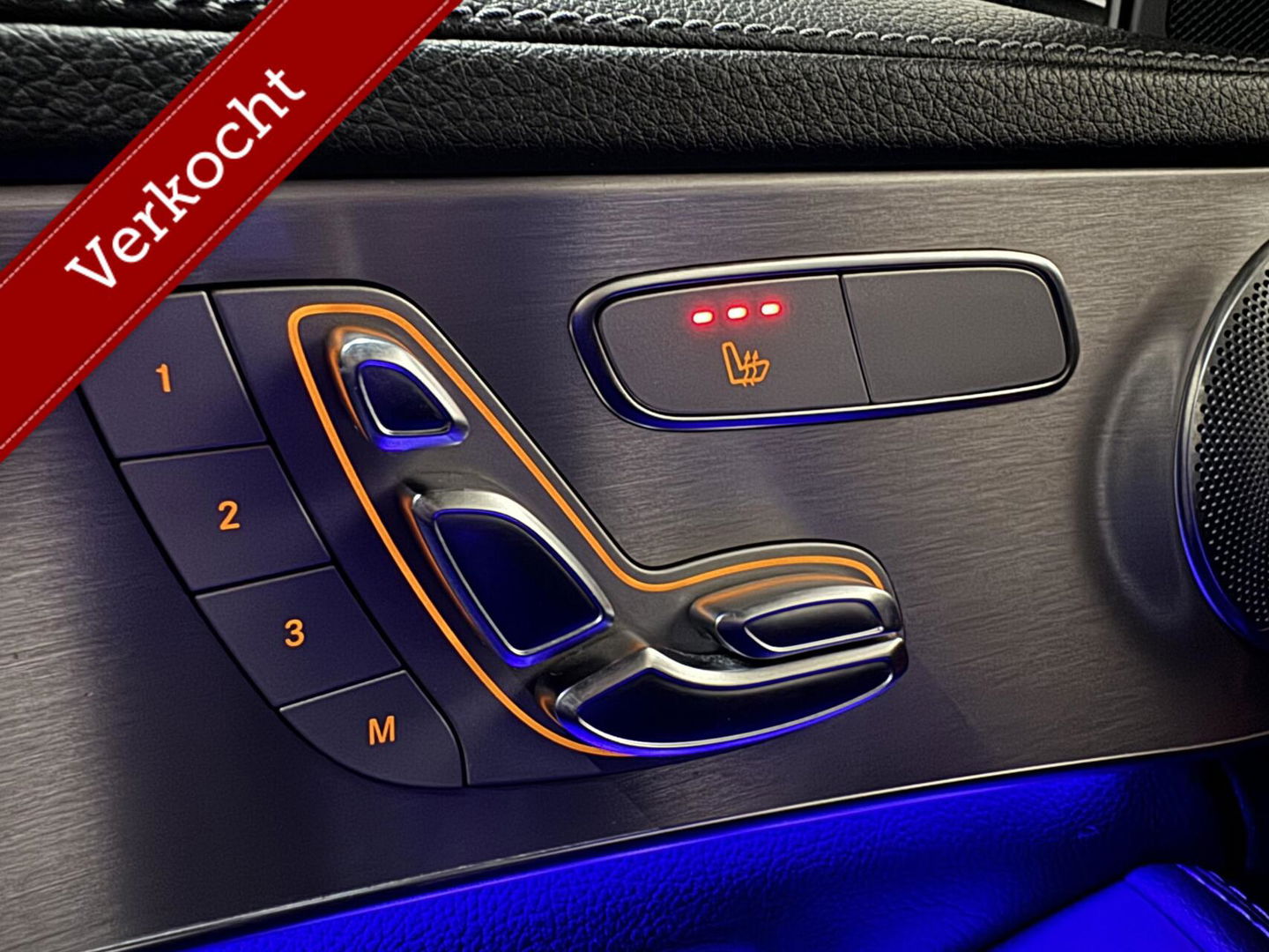 Mercedes-Benz C-Klasse 300e 4MATIC AMG Pano Burmester 360° Luchtvering