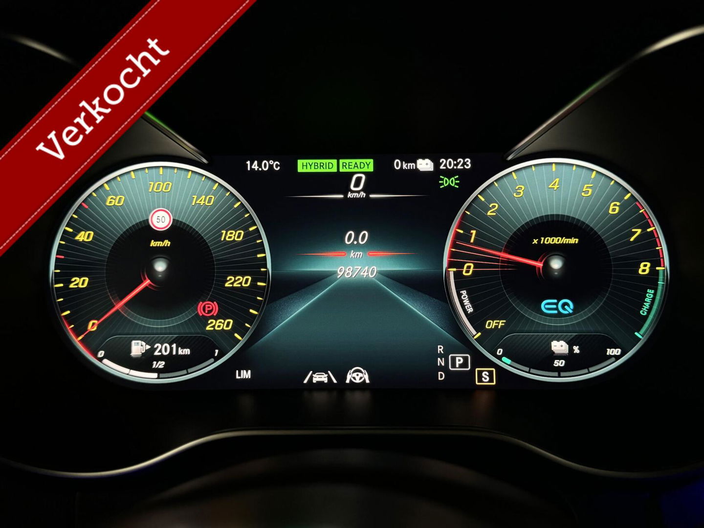 Mercedes-Benz C-Klasse 300e 4MATIC AMG Pano Burmester 360° Luchtvering