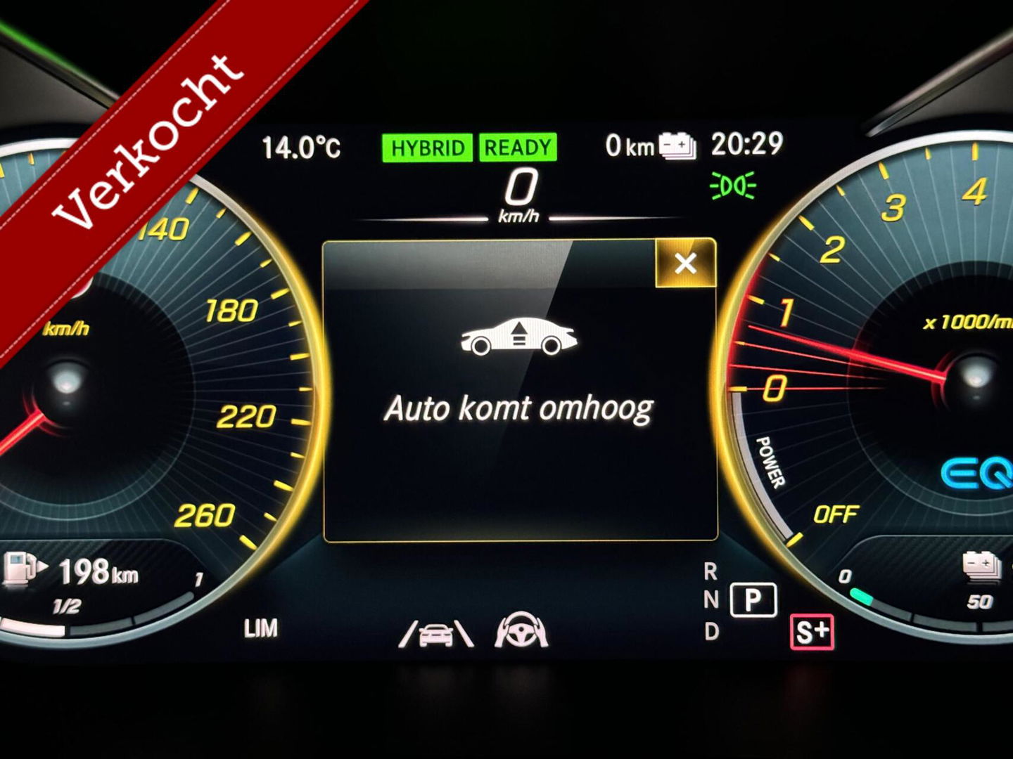 Mercedes-Benz C-Klasse 300e 4MATIC AMG Pano Burmester 360° Luchtvering