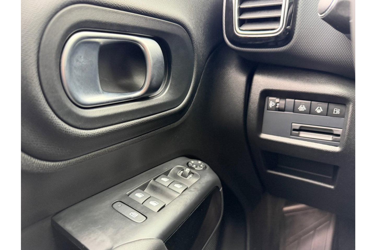 Citroën C5 Aircross 1.6 PHEV 225 MAX AUTOMAAT PANORAMA NAVI PDC-CAMERA.