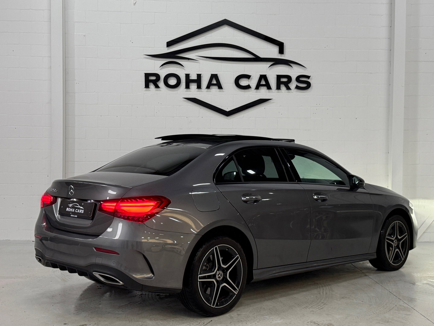 Mercedes-Benz A-Klasse 250e AMG Line, Full options, Pano, Nightpack, NL auto